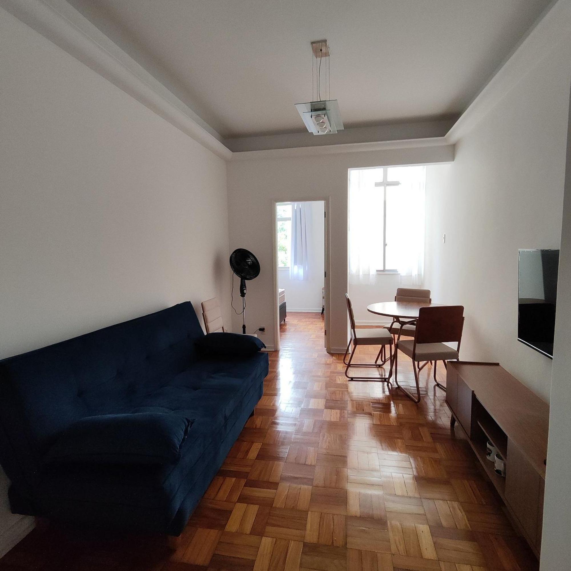 Apartamento Gustavo Sampaio 528